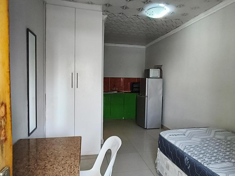To Let 1 Bedroom Property for Rent in Fort Gale Eastern Cape